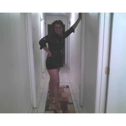 Krystal Ellis Photo 4