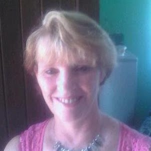 Elizabeth Forrest Photo 30