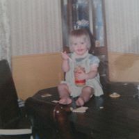 Robin Skinner Photo 31