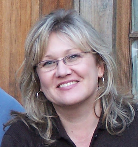 Joy Nicholson Photo 33