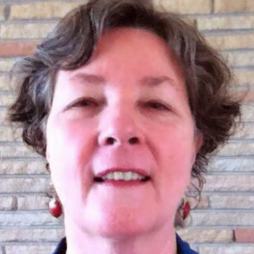 Lynn Sullivan Photo 25