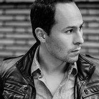Juan Guillen Photo 10