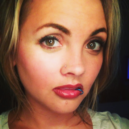 Kristin Willis Photo 31