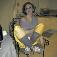 Della Knowles Photo 14
