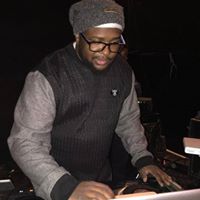 Julian Robinson Photo 18