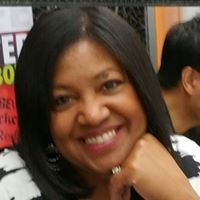 Angela Hendrix Photo 41
