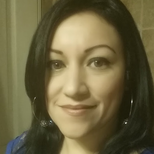 Sylvia Bernal Photo 20