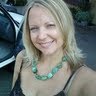 Kirsten Walker Photo 9