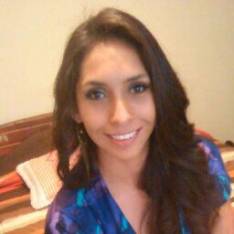 Adriana Castro Photo 14