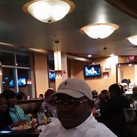 Emmanuel Harris Photo 27