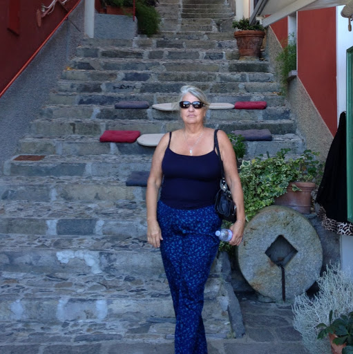 Susan Marsh Photo 25
