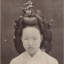 Katherine Kim Photo 44