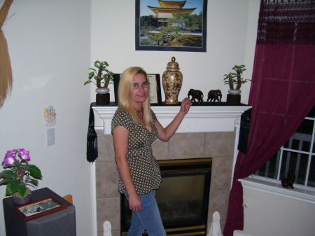 Angela Cook Photo 20
