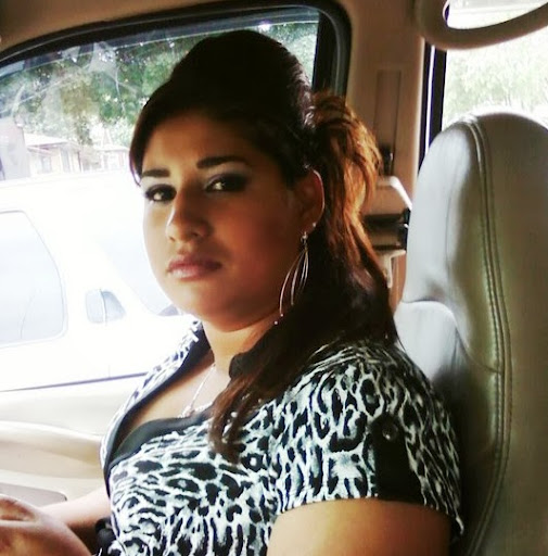 Janet Ortiz Photo 37