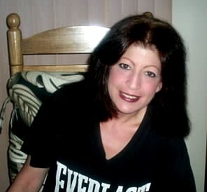 Robyn Brown Photo 6