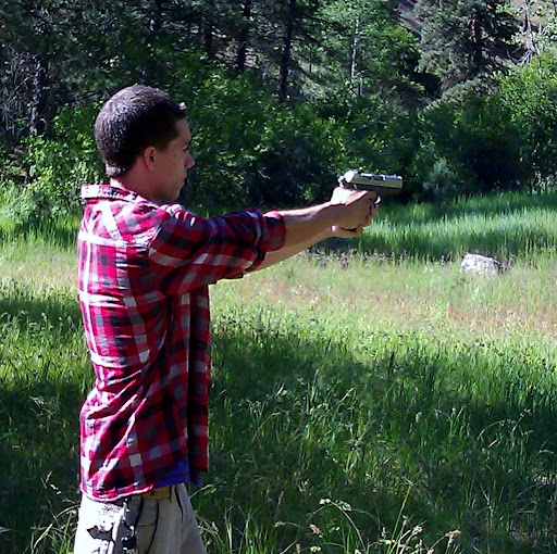 Dustin Valdez Photo 23