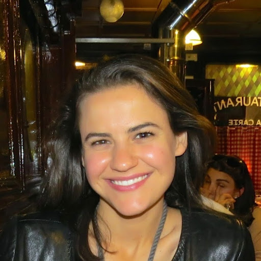 Elizabeth Ortiz Photo 18