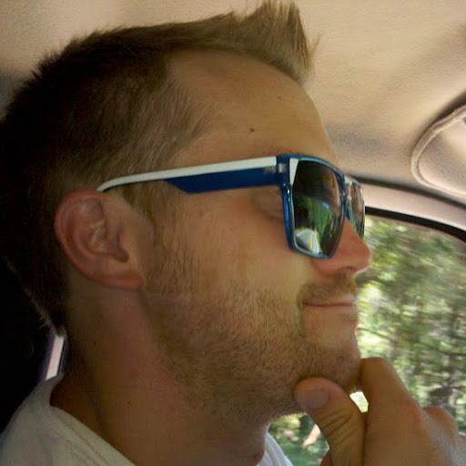 Ryan Vickers Photo 13