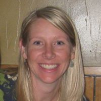 Amy Larsen Photo 12