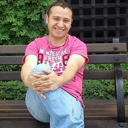 Roberto Gonzalez Photo 57