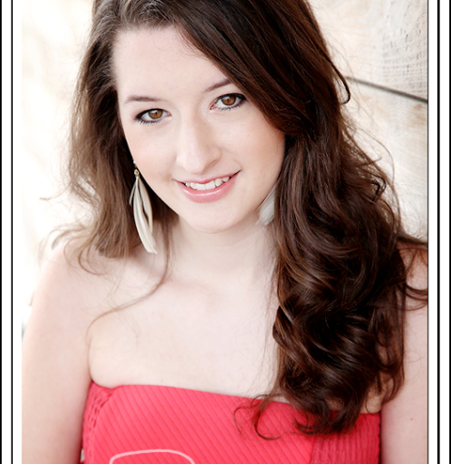 Victoria Long Photo 24