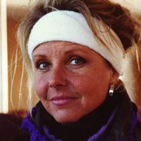 Carrie Rasmussen Photo 27