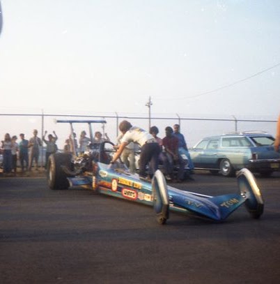 Mitchell Thomas Photo 37