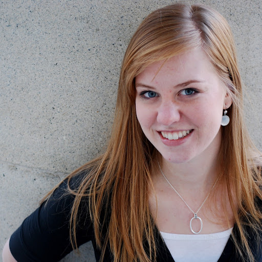Elizabeth Murdock Photo 12