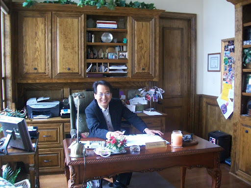 Phillip Ahn Photo 19