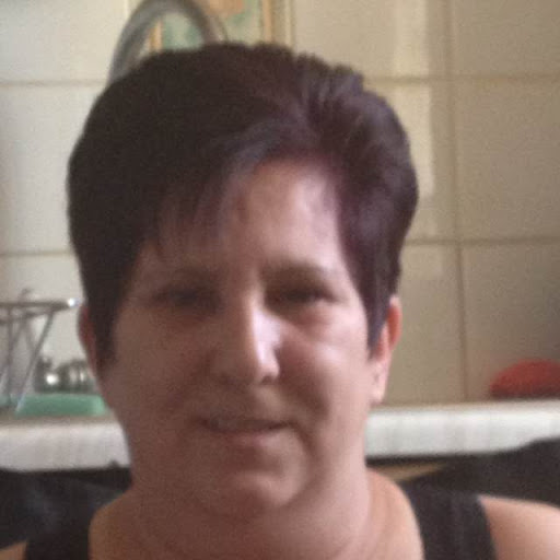 Angie Campbell Photo 33