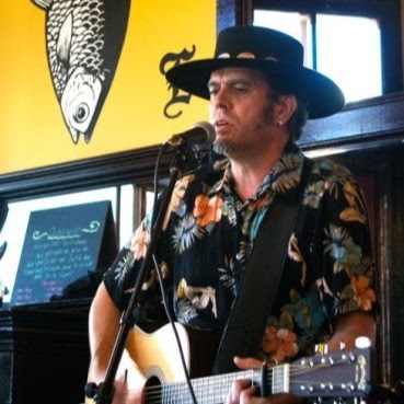 Danny Knowles Photo 9