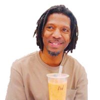 Roderick Combs Photo 7