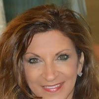 Robin Breaux Photo 9