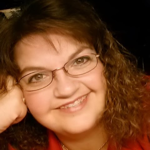 Gail Thompson Photo 8