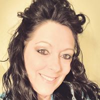 Michelle Willard Photo 36