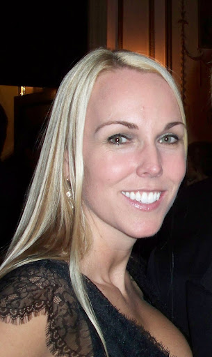 Cara Gallagher Photo 10