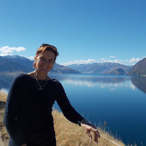 Julie Stevenson Photo 19