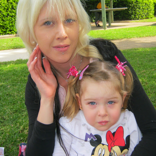 Renee Atkins Photo 10