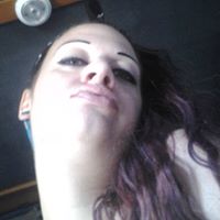 Erin Calvert Photo 11