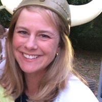 Jennifer Howe Photo 14