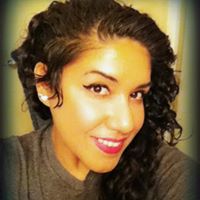 Julie Hernandez Photo 34