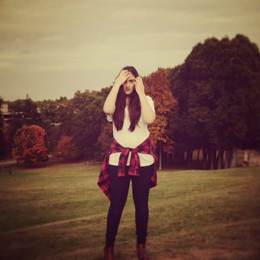 Sara Henry Photo 20