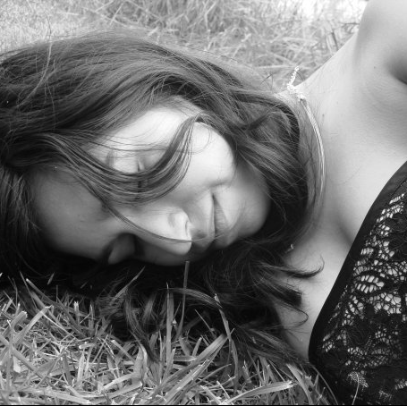 Vanessa Martinez Photo 14