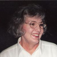 Suzanne Simmons Photo 23