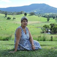 Kathryn Hamilton Photo 18