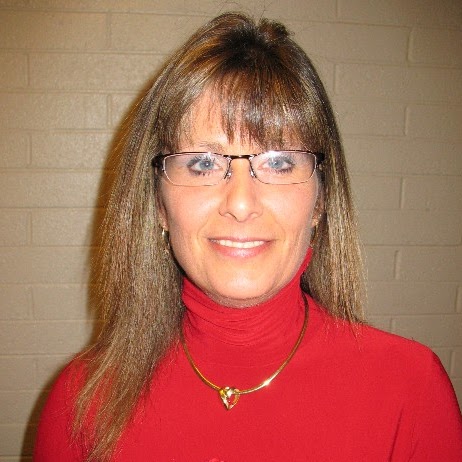Renee Hart Photo 15