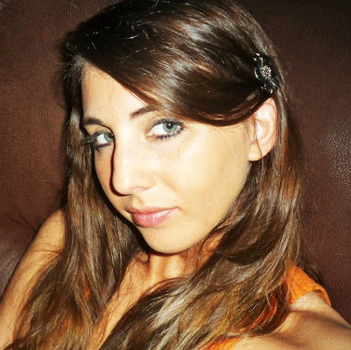 Stephanie Clark Photo 11