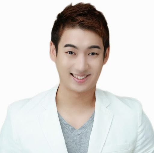 Hyun Kim Photo 58