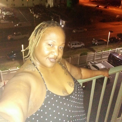 Constance Coleman Photo 35