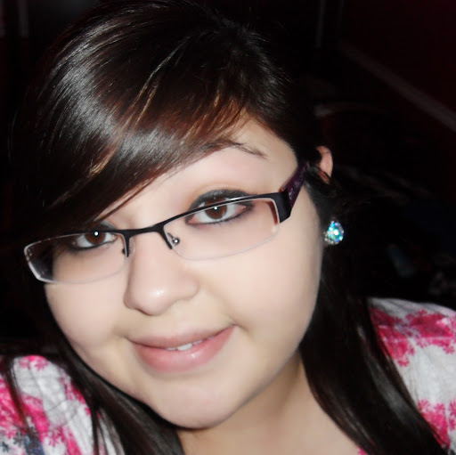 Amy Delgado Photo 9